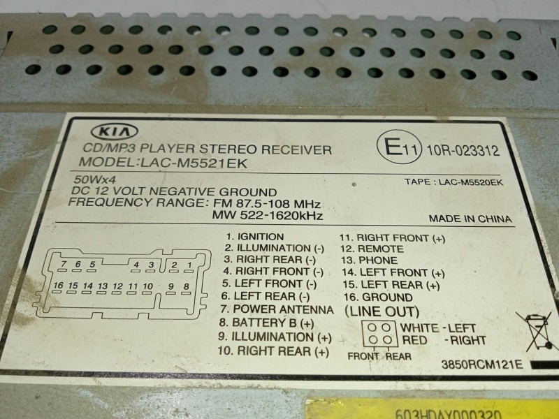 Recambio de sistema audio / radio cd para kia carnival ii (gq) 2.9 crdi referencia OEM IAM LACM5521EK  