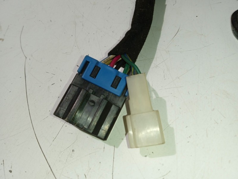 Recambio de conmutador de arranque para kia carnival ii (gq) 2.9 crdi referencia OEM IAM 47361B  