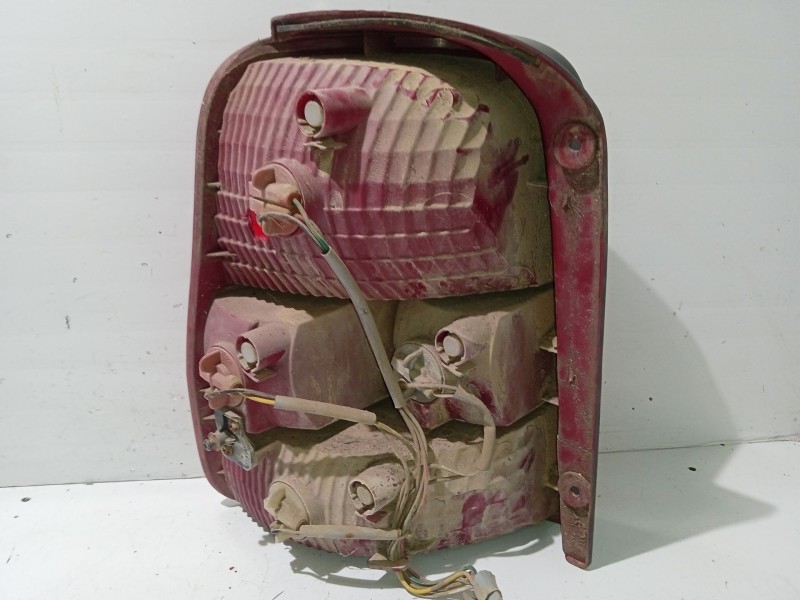 Recambio de piloto trasero derecho para kia carnival ii (gq) 2.9 crdi referencia OEM IAM 3K54A51150  