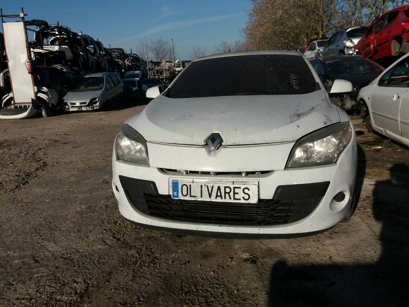 renault megane iii berlina 5 p 1.5 dci diesel cat   |   0.08 - ... | 2008 | 86 cv / 63 kw del año 2008