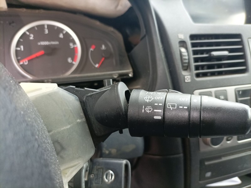 Recambio de mando limpia para nissan almera ii hatchback (n16) 2.2 dci referencia OEM IAM 25260AV770  