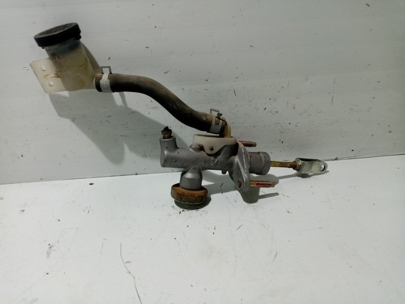 Recambio de bomba embrague para nissan almera ii hatchback (n16) 2.2 dci referencia OEM IAM 306105M007  