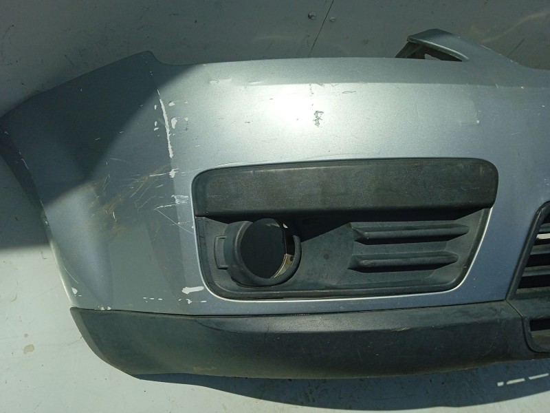 Recambio de paragolpes delantero para ford focus c-max (dm2) 2.0 referencia OEM IAM 1334684  