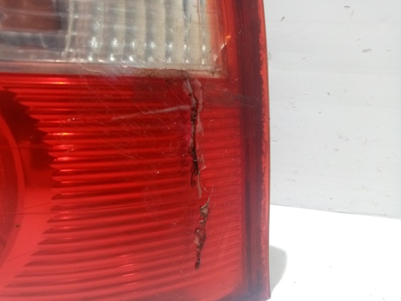 Recambio de piloto trasero derecho para kia carens 2.0 turbodiesel cat referencia OEM IAM 0K2JB51150  