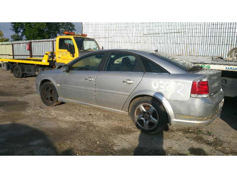 opel vectra c berlina elegance   |   07.05 - 12.08 | 2005 - 2008 | 120 cv / 88 kw del año 2005