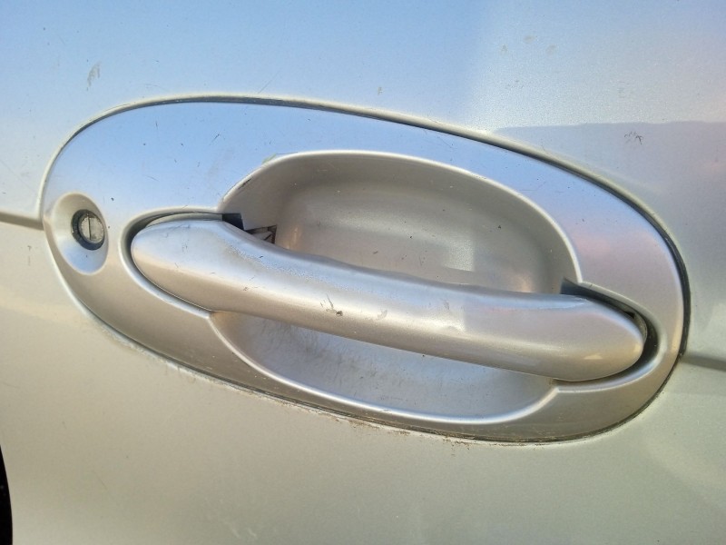 Recambio de maneta exterior delantera derecha para kia carnival ii (gq) 2.9 crdi referencia OEM IAM 0K52Y58410AXX  