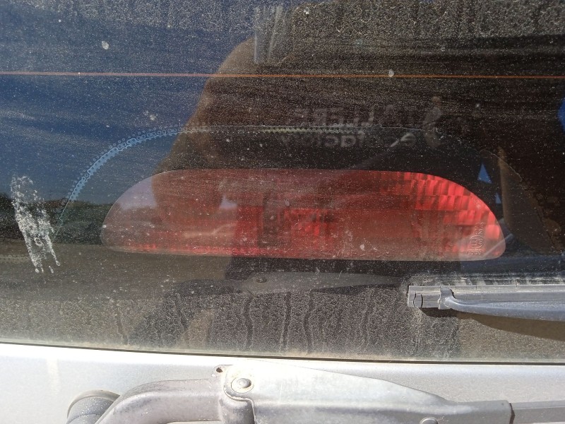 Recambio de luz central de freno para kia carnival ii (gq) 2.9 crdi referencia OEM IAM 0K56A51580  