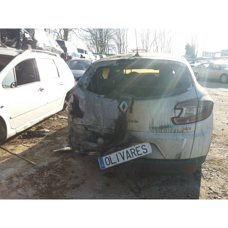 renault megane iii berlina 5 p 1.5 dci diesel cat   |   0.08 - ... | 2008 | 86 cv / 63 kw del año 2008