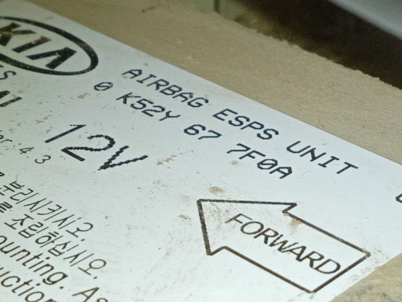 Recambio de centralita airbag para kia carnival ii (gq) 2.9 crdi referencia OEM IAM 0K52Y677F0A  