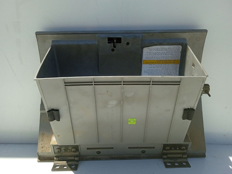 Recambio de guantera para kia carnival ii (gq) 2.9 crdi referencia OEM IAM 0K53A64030  