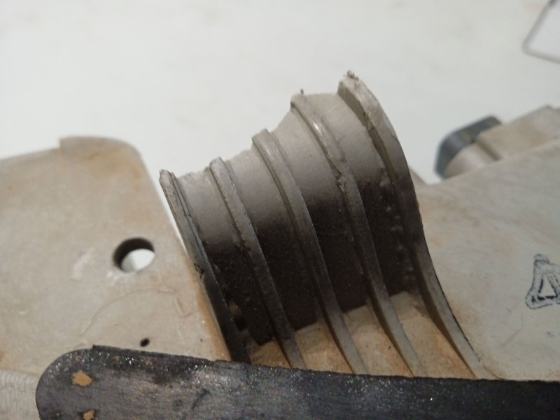 Recambio de faro derecho para kia carnival ii (gq) 2.9 crdi referencia OEM IAM 0K54E51030A  