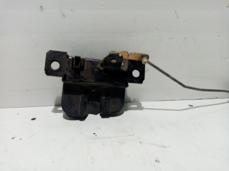 Recambio de cerradura maletero / porton para seat leon (1m1) 1.9 tdi referencia OEM IAM 6L6827505A9B9  