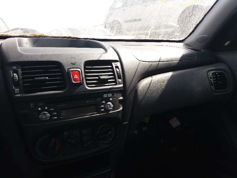 nissan almera (n16/e) 1.5 16v cat   |   0.00 - ... | 2000 | 98 cv / 72 kw del año 2000