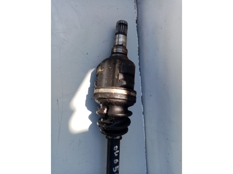 Recambio de transmision delantera izquierda para toyota auris referencia OEM IAM 4342002621  