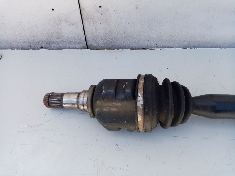 Recambio de transmision delantera derecha para toyota auris referencia OEM IAM 4341002581  