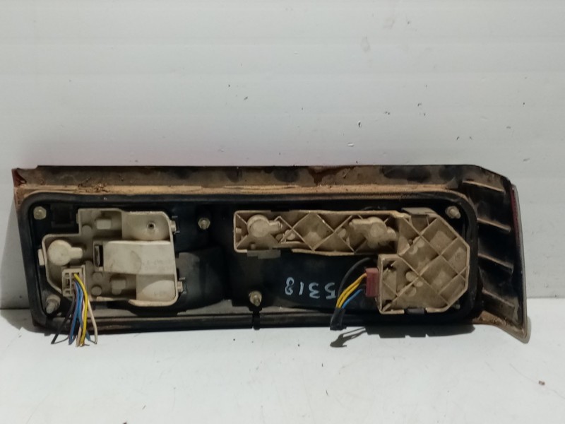 Recambio de piloto trasero izquierdo para alfa romeo 33 berlina referencia OEM IAM 294557  