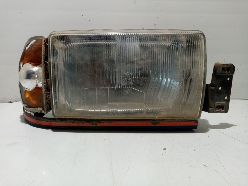 Recambio de faro derecho para alfa romeo 33 berlina referencia OEM IAM 03430749  