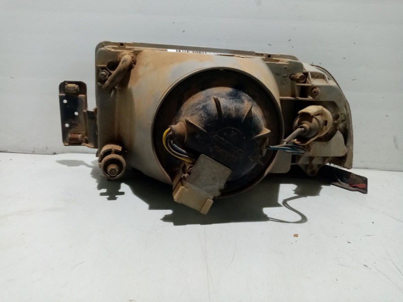 Recambio de faro derecho para alfa romeo 33 berlina referencia OEM IAM 03430749  