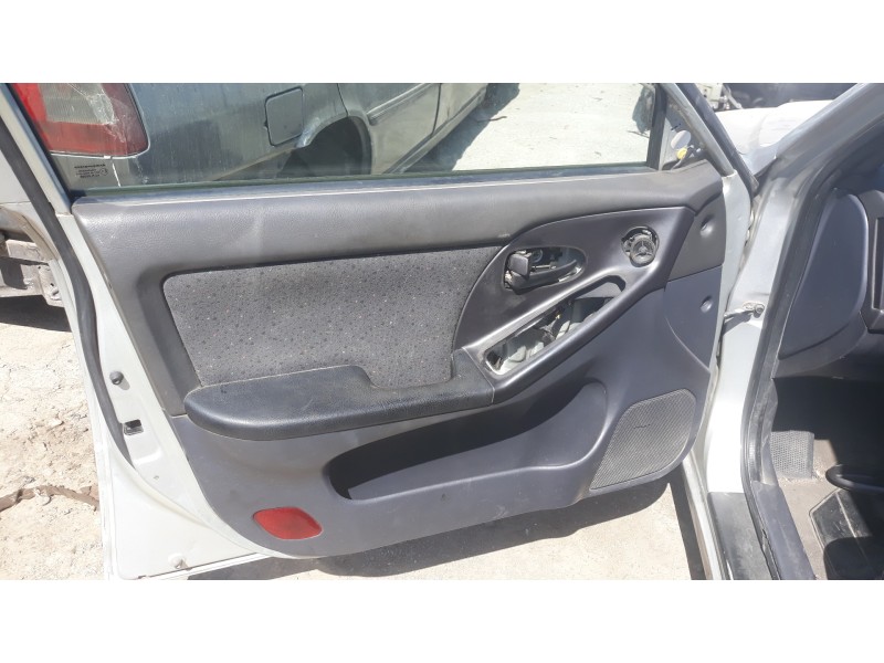 hyundai elantra (xd) 2.0 crdi comfort (5-ptas.)   |   10.03 - 12.07 | 2003 - 2007 | 112 cv / 82 kw del año 2003