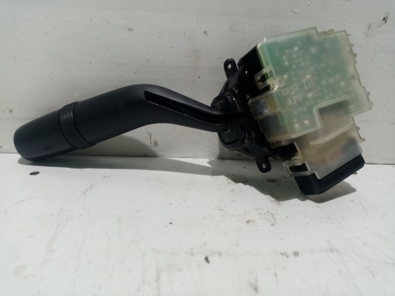 Recambio de mando limpia para mazda 6 berlina (gg) 2.0 diesel cat referencia OEM IAM GJ6E66128  