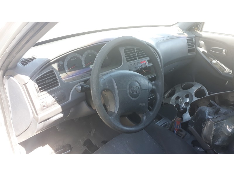 hyundai elantra (xd) 2.0 crdi comfort (5-ptas.)   |   10.03 - 12.07 | 2003 - 2007 | 112 cv / 82 kw del año 2003
