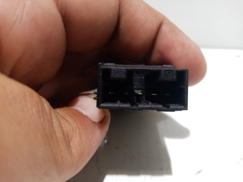 Recambio de interruptor para land rover freelander (ln) 2.0 turbodiesel referencia OEM IAM YUE100540KML  