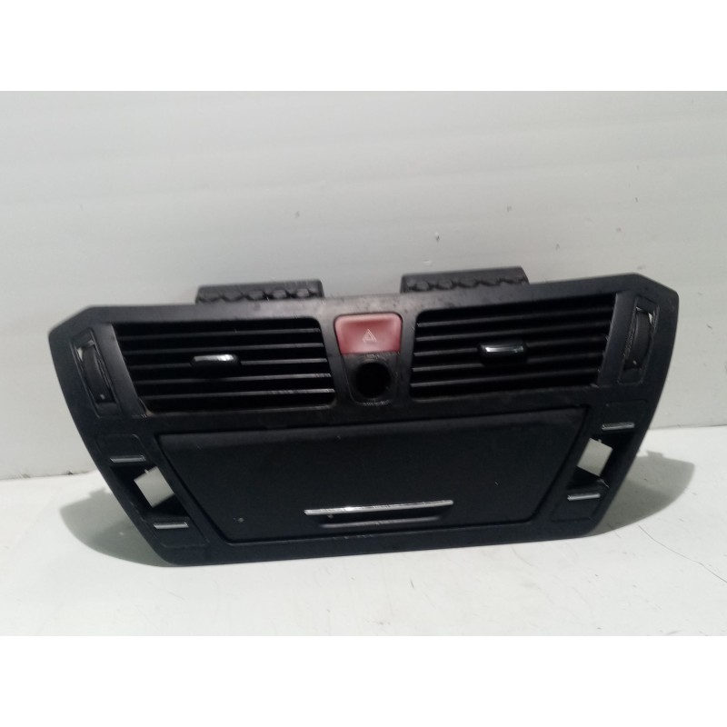 Recambio de mascara central de salpicadero para citroën c4 grand picasso sx referencia OEM IAM 96832655ZD  