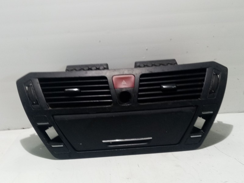 Recambio de mascara central de salpicadero para citroën c4 grand picasso sx referencia OEM IAM 96832655ZD  