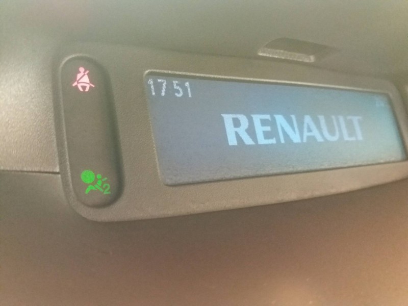 renault megane iii berlina 5 p 1.5 dci diesel cat   |   0.08 - ... | 2008 | 86 cv / 63 kw del año 2008