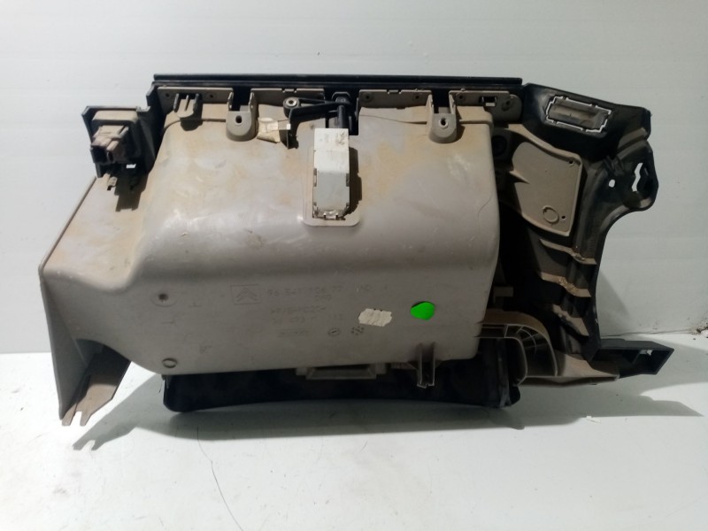 Recambio de guantera para citroën c4 grand picasso sx referencia OEM IAM 16089498ZD  