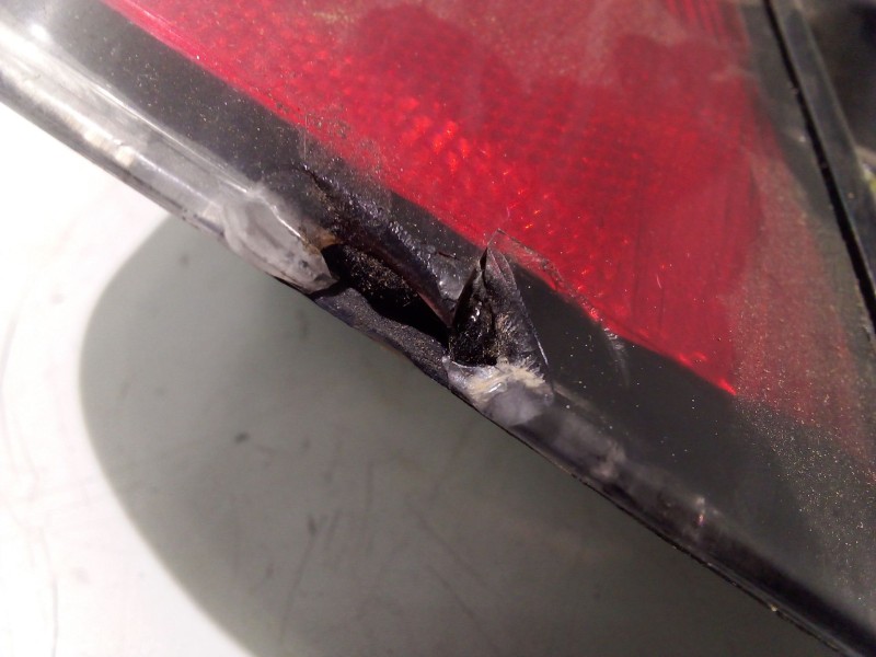 Recambio de piloto trasero izquierdo para lancia ypsilon (101) referencia OEM IAM 27053100  