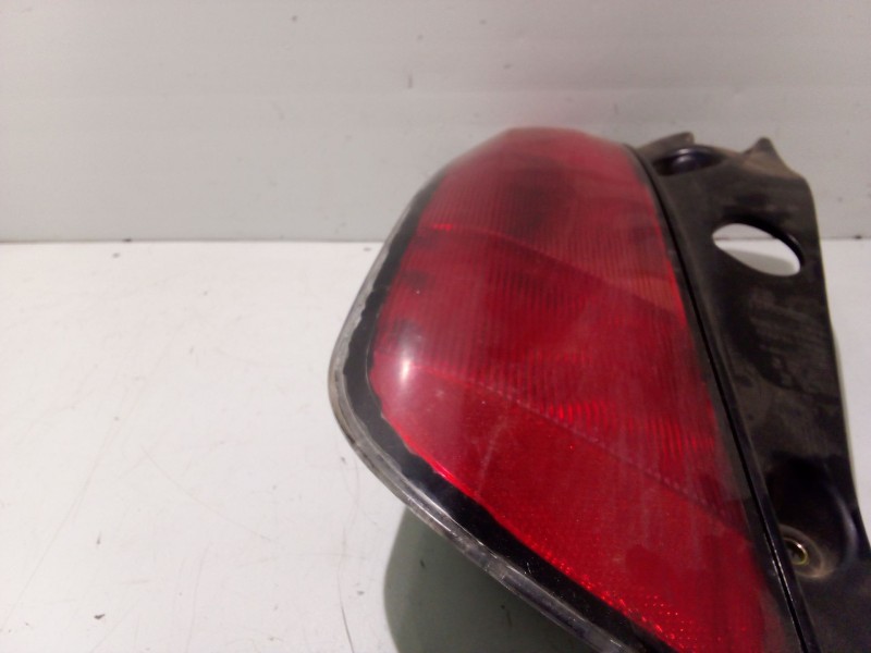 Recambio de piloto trasero izquierdo para lancia ypsilon (101) referencia OEM IAM 27053100  