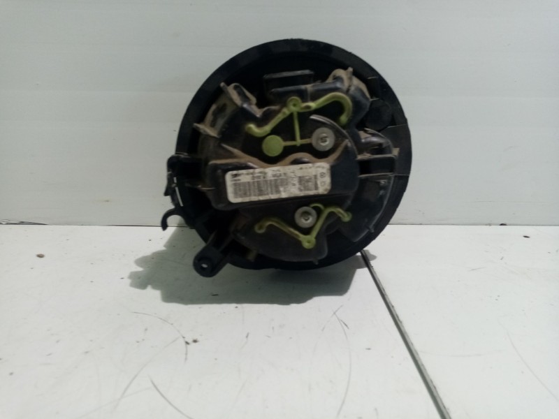 Recambio de motor calefaccion para citroën c3 referencia OEM IAM 6441Q5  