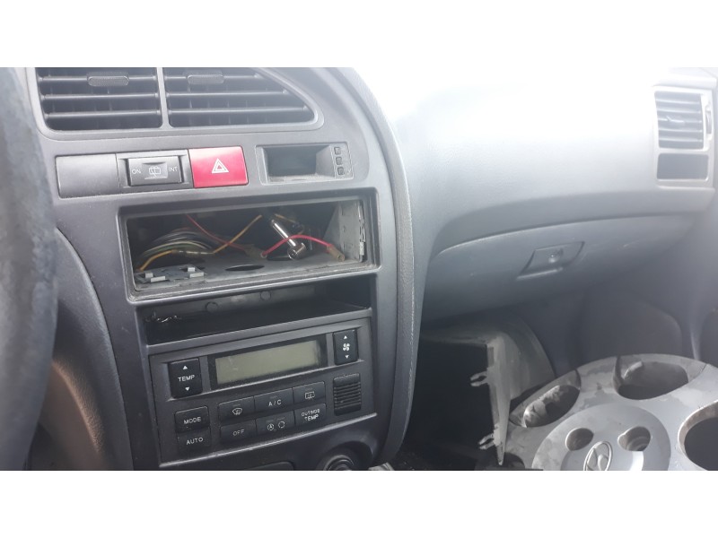 hyundai elantra (xd) 2.0 crdi comfort (5-ptas.)   |   10.03 - 12.07 | 2003 - 2007 | 112 cv / 82 kw del año 2003