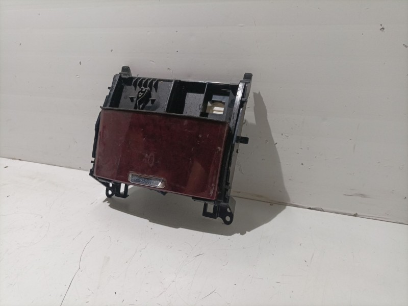 Recambio de cenicero para lexus is ii (_e2_) 250 (gse20) referencia OEM IAM 1A421032G 1A421-032G 