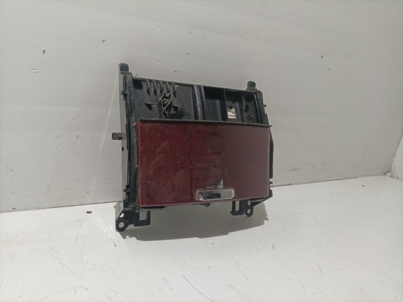 Recambio de cenicero para lexus is ii (_e2_) 250 (gse20) referencia OEM IAM 1A421032G 1A421-032G 