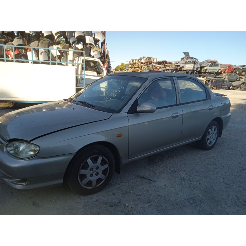 kia shuma sedán (fb) del año 1999