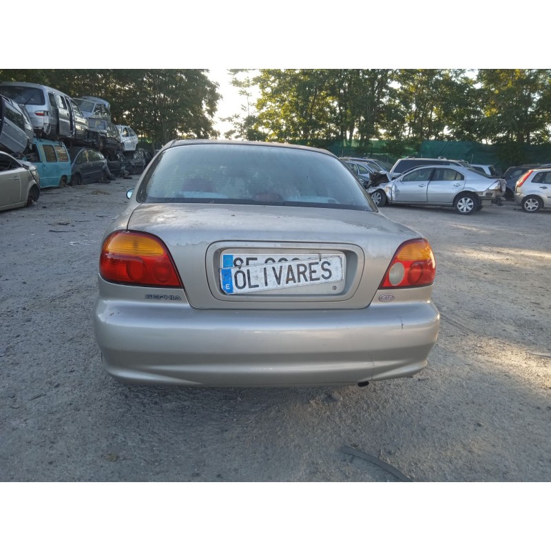 kia shuma sedán (fb) del año 1999