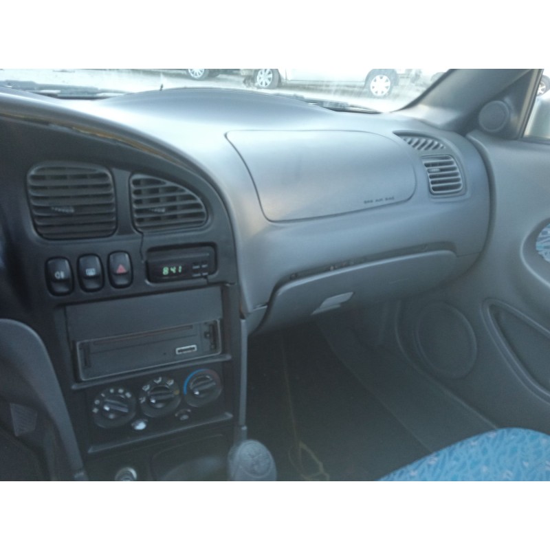 kia shuma sedán (fb) del año 1999