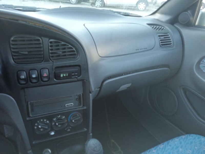 kia shuma sedán (fb) del año 1999