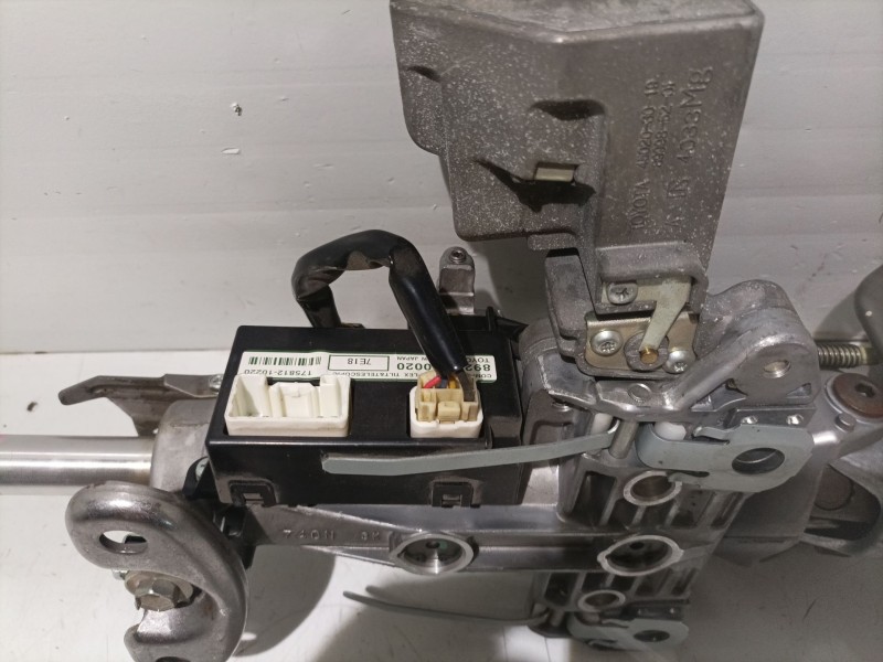 Recambio de columna direccion para lexus is ii (_e2_) 250 (gse20) referencia OEM IAM 4525053061 899985201 450203019