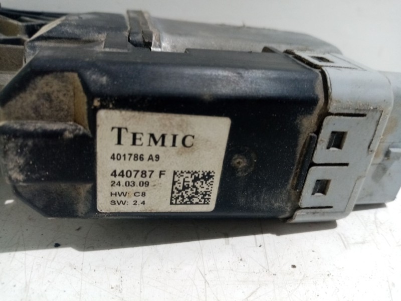 Recambio de motor elevalunas delantero izquierdo para citroën c3 referencia OEM IAM 401786A9  