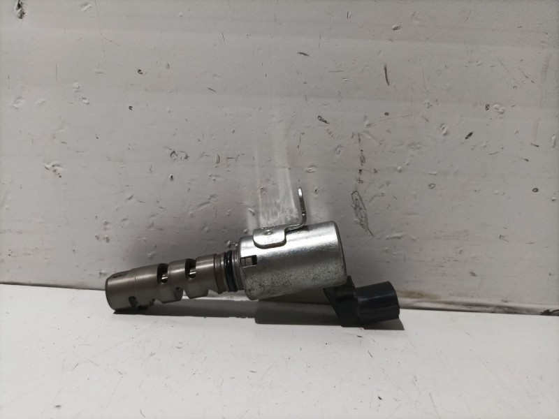 Recambio de valvula para lexus is ii (_e2_) 250 (gse20) referencia OEM IAM 1533031020  15330-31020