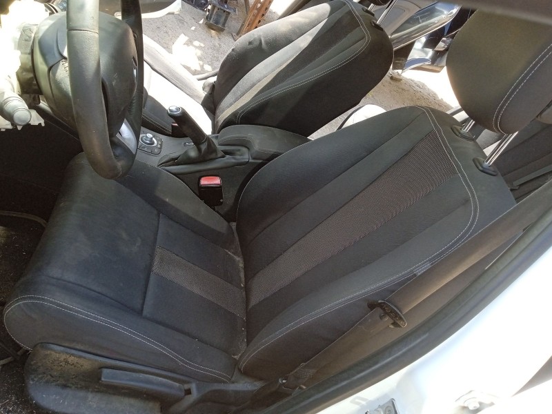 Recambio de juego asientos completo para renault megane iii grandtour (kz0/1) 2.0 tce (kz0k, kz1t) referencia OEM IAM 876110008R