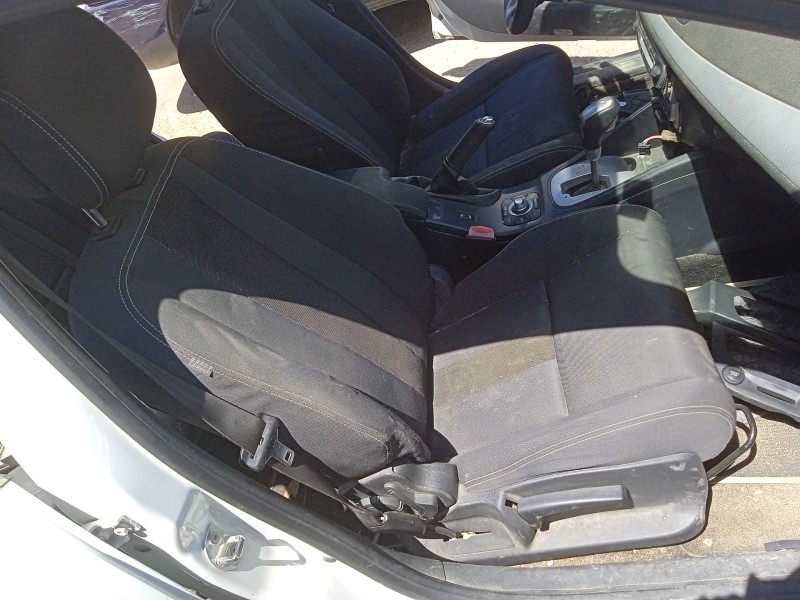 Recambio de juego asientos completo para renault megane iii grandtour (kz0/1) 2.0 tce (kz0k, kz1t) referencia OEM IAM 876110008R