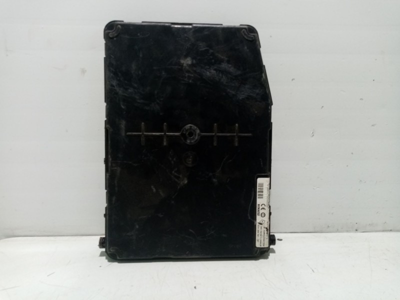 Recambio de caja reles / fusibles para renault scenic ii 1.5 dci diesel referencia OEM IAM 8200309690  