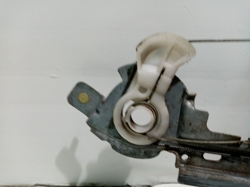 Recambio de elevalunas trasero izquierdo para renault scenic ii 1.5 dci diesel referencia OEM IAM 8201010935  