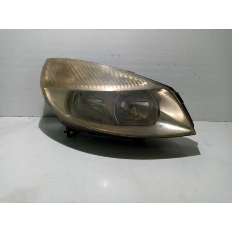 Recambio de faro derecho para renault scenic ii 1.5 dci diesel referencia OEM IAM 260102336R  