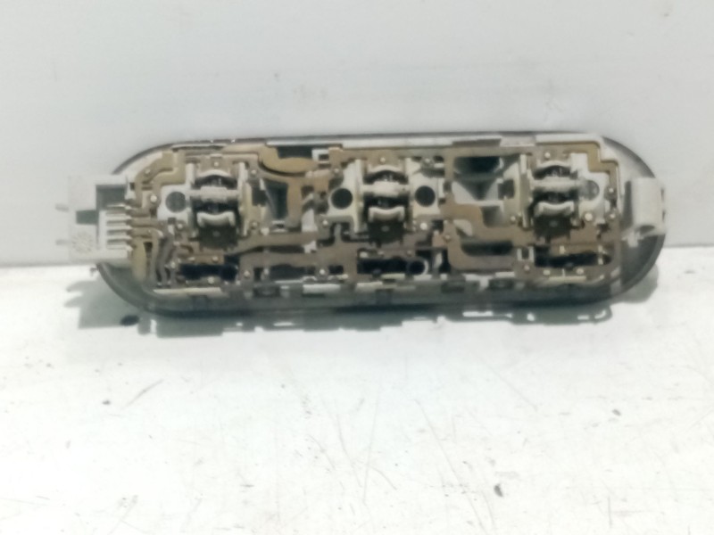 Recambio de luz interior para renault scenic ii 1.5 dci diesel referencia OEM IAM 8200073234  