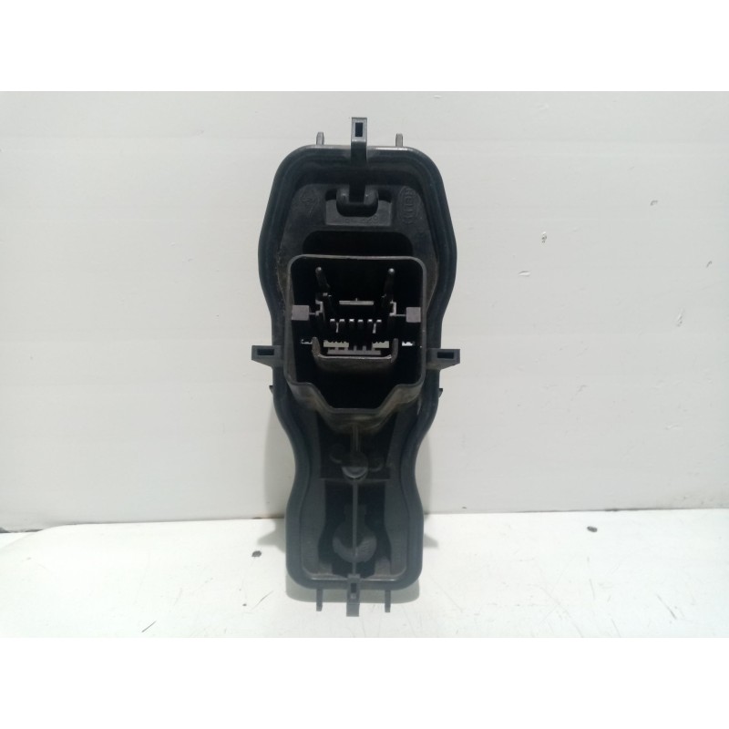 Recambio de portalamparas para renault scenic ii 1.5 dci diesel referencia OEM IAM 16423100  164229